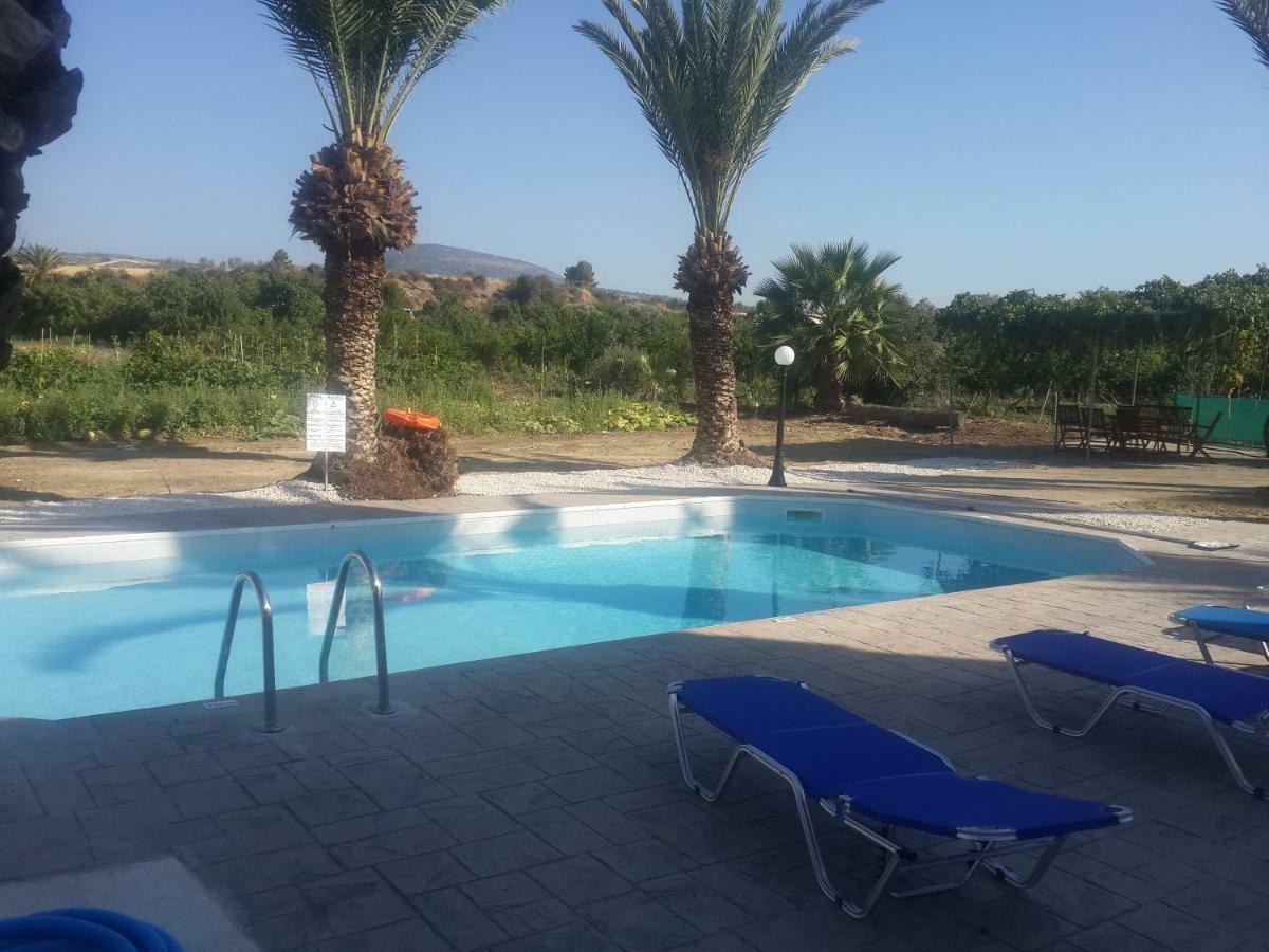 Argaka Palm Tree Apts 外观 照片